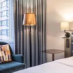 Hilton Hotel 5*