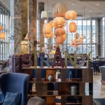 Hilton Hotel 5*