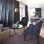 Hilton 5*