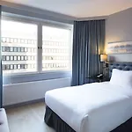 Hilton Hotel 5*