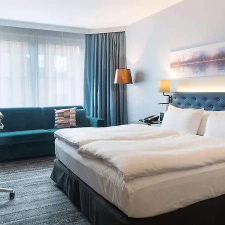 Hilton Hotel 5*