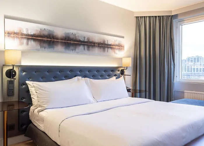 Hilton 5* Helsínquia